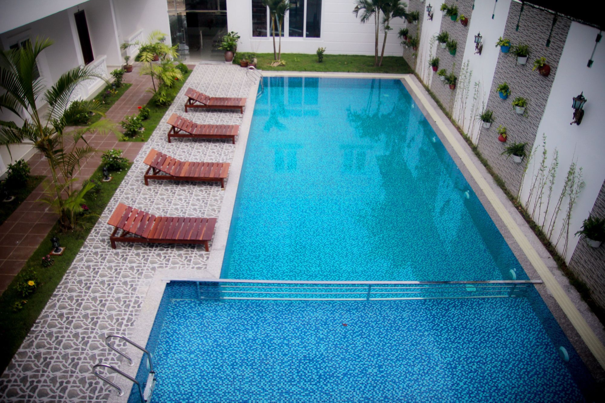 Vanda Hotel Phu Quoc Esterno foto